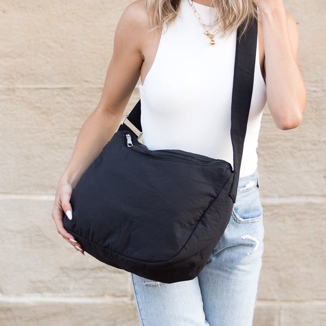 Lula Everywhere Skuldertaske i Nylon
