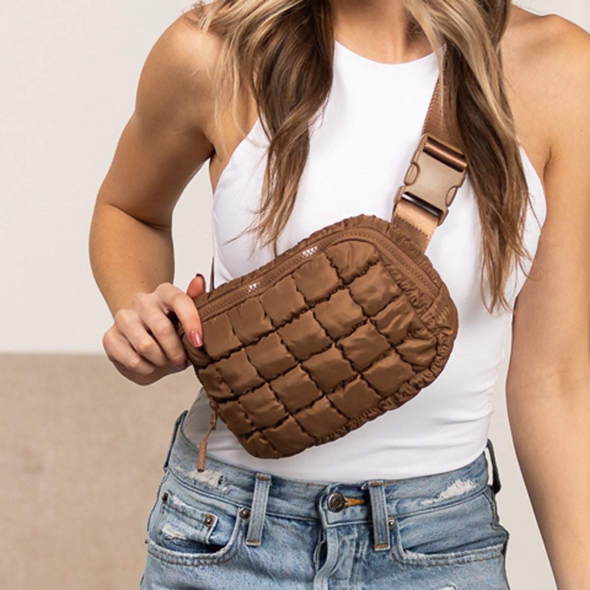 Evyn Quiltet Puffer Sling Crossbody Bælte Mave Taske