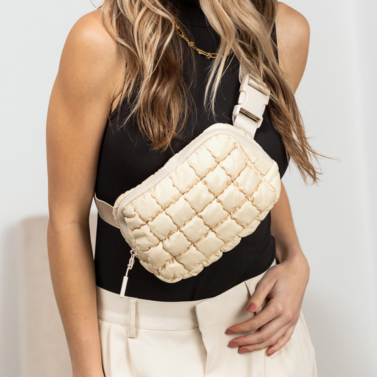 Evyn Quiltet Puffer Sling Crossbody Bælte Mave Taske
